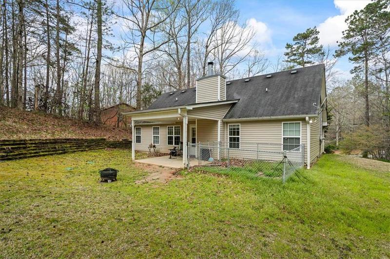 Image for property 300 LAKESIDE Drive, Covington, GA 30016
