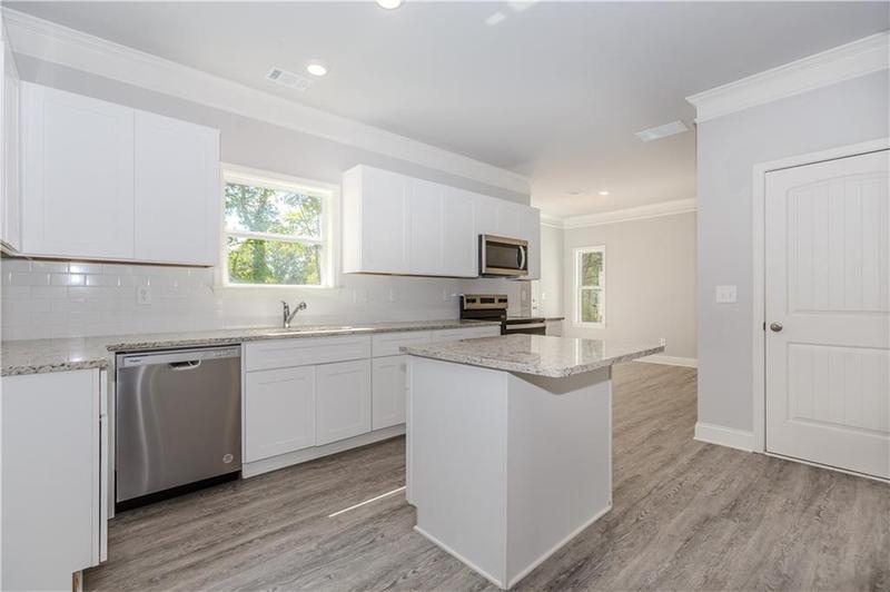 Image for property 6462 Beaver Creek Trail, Atlanta, GA 30349