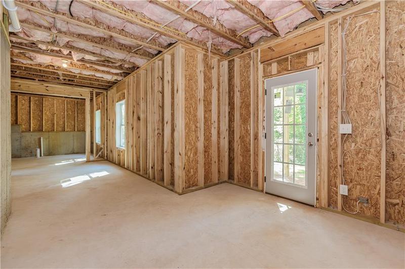 Image for property 6462 Beaver Creek Trail, Atlanta, GA 30349