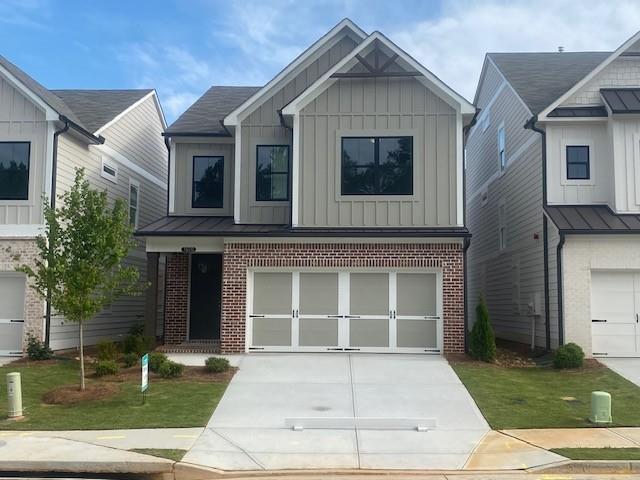 Image for property 943 Crestmanor Drive, Marietta, GA 30008