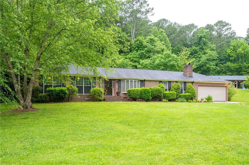 Image for property 110 Pinewood Way, Dalton, GA 30721