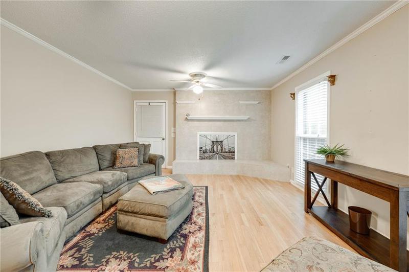 Image for property 110 Pinewood Way, Dalton, GA 30721