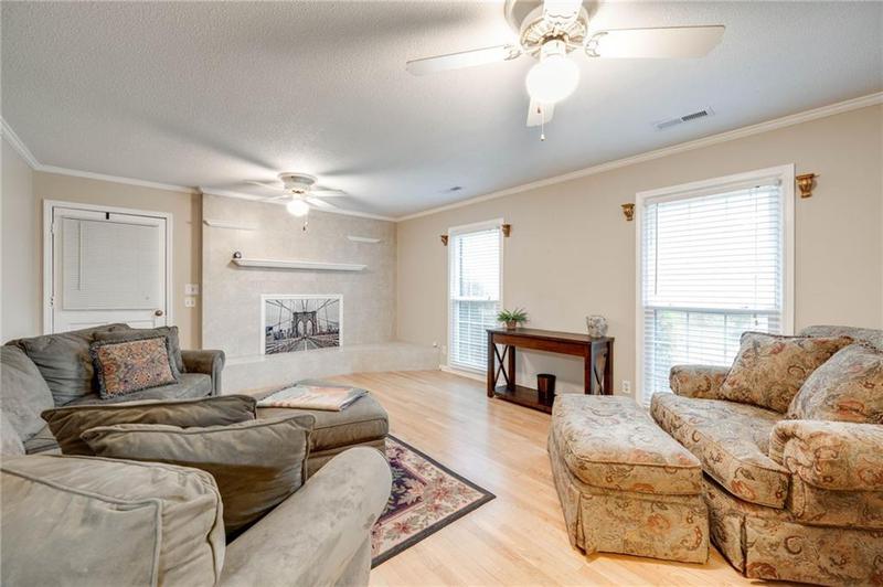 Image for property 110 Pinewood Way, Dalton, GA 30721