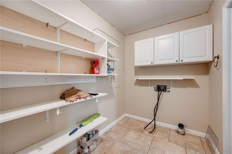 Image for property 110 Pinewood Way, Dalton, GA 30721