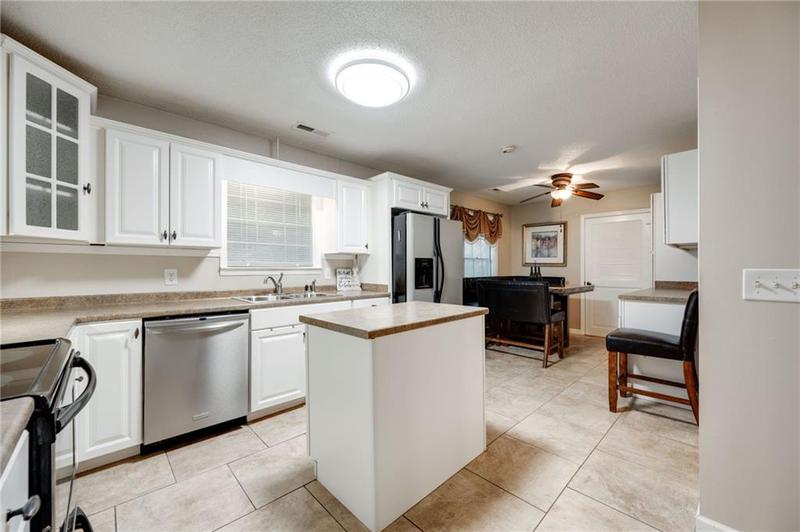 Image for property 110 Pinewood Way, Dalton, GA 30721