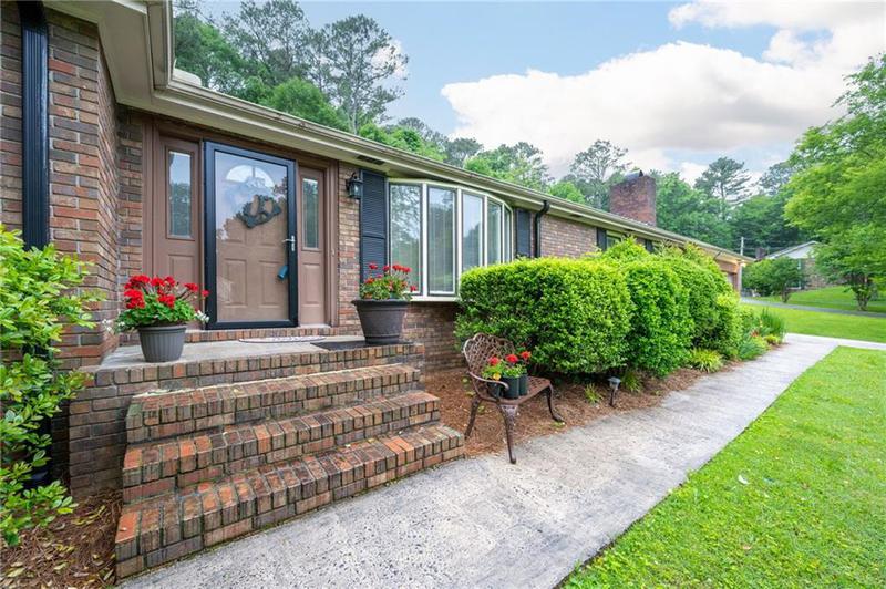 Image for property 110 Pinewood Way, Dalton, GA 30721