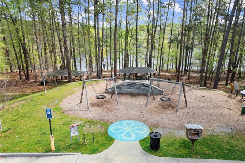 Image for property 1430 Oconee Pass, Brookhaven, GA 30319