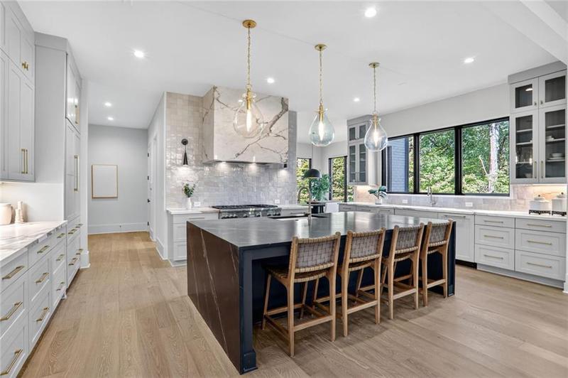 Image for property 1430 Oconee Pass, Brookhaven, GA 30319