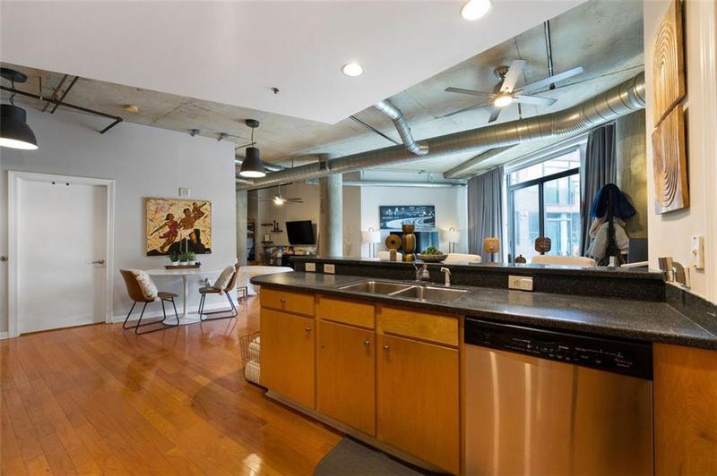 Image for property 115 PEACHTREE Place 301, Atlanta, GA 30313