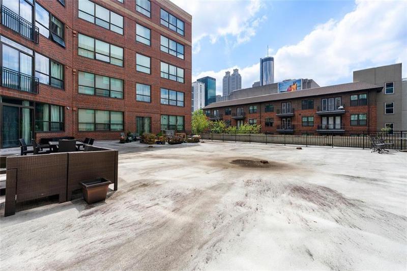 Image for property 115 PEACHTREE Place 301, Atlanta, GA 30313