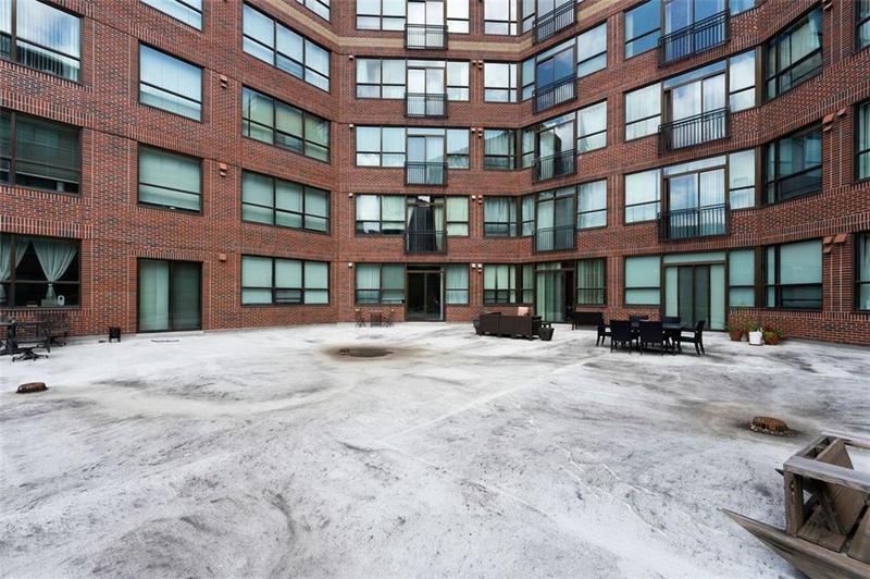 Image for property 115 PEACHTREE Place 301, Atlanta, GA 30313