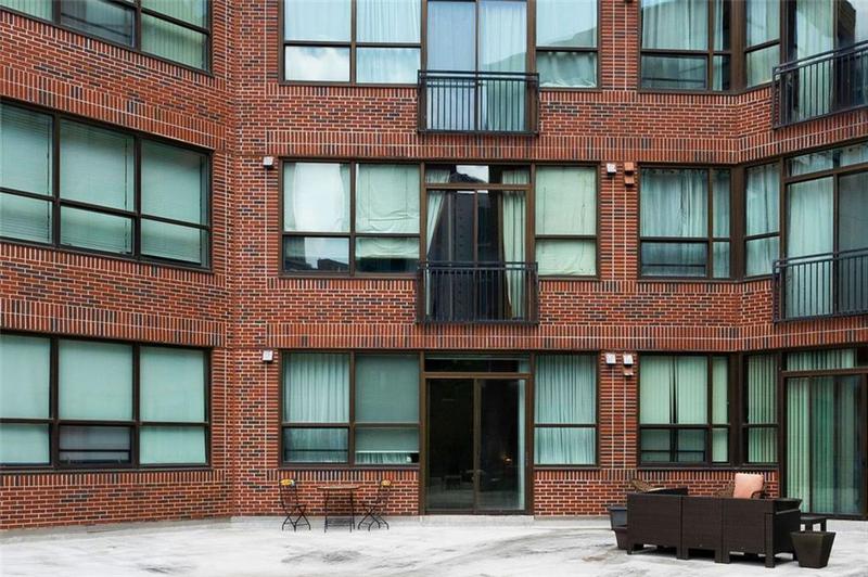 Image for property 115 PEACHTREE Place 301, Atlanta, GA 30313