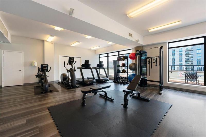Image for property 115 PEACHTREE Place 301, Atlanta, GA 30313