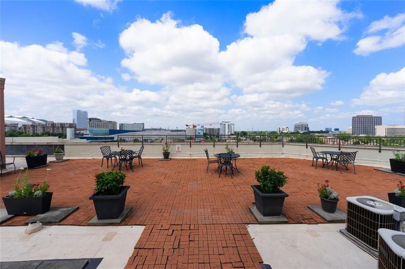 Image for property 115 PEACHTREE Place 301, Atlanta, GA 30313