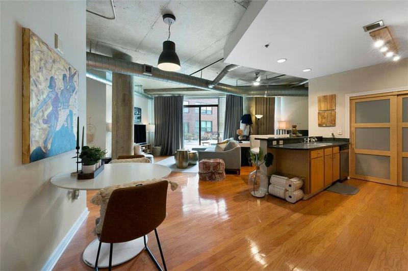 Image for property 115 PEACHTREE Place 301, Atlanta, GA 30313