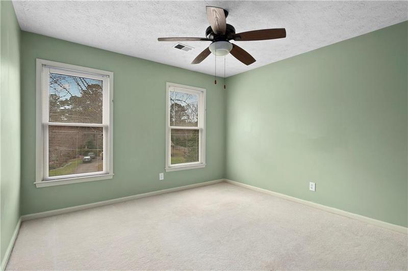 Image for property 2990 Mountain Trace, Roswell, GA 30075