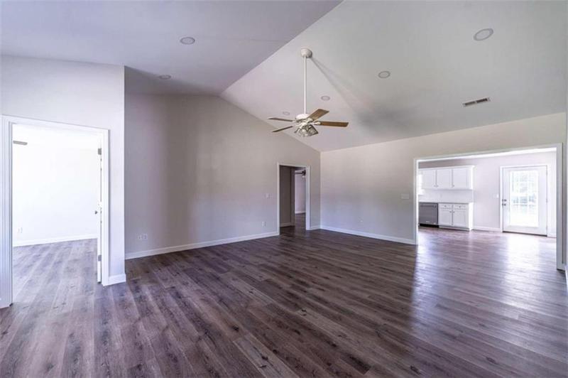 Image for property 2 Graben Drive, Rome, GA 30165