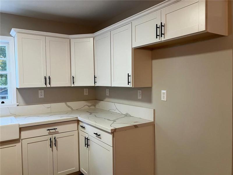 Image for property 411 Greencove Lane, Atlanta, GA 30316