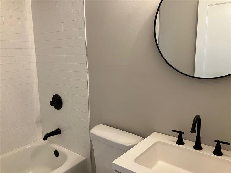 Image for property 411 Greencove Lane, Atlanta, GA 30316