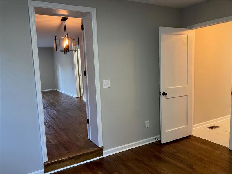 Image for property 411 Greencove Lane, Atlanta, GA 30316