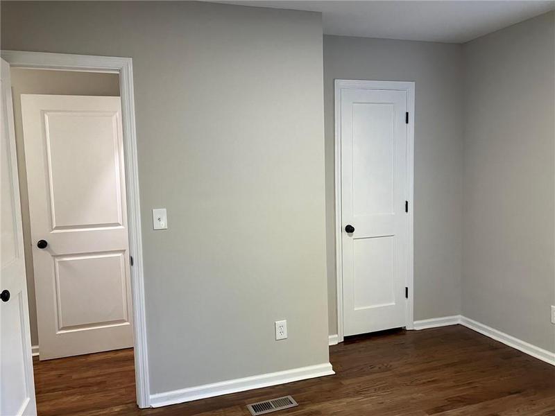 Image for property 411 Greencove Lane, Atlanta, GA 30316