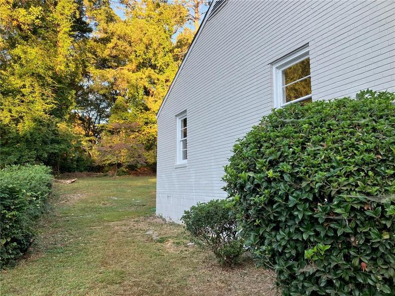 Image for property 411 Greencove Lane, Atlanta, GA 30316