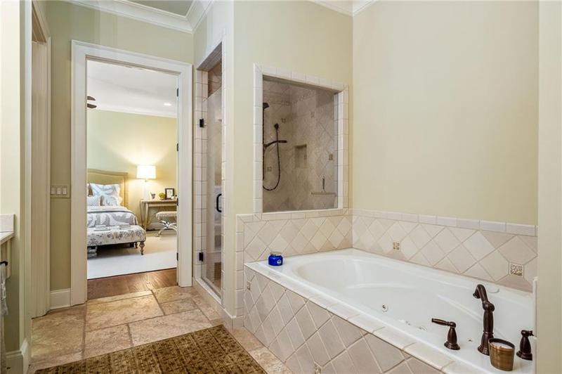 Image for property 9170 Selborne Lane, Chattahoochee Hills, GA 30268