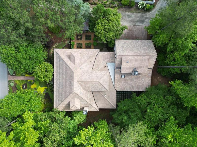 Image for property 9170 Selborne Lane, Chattahoochee Hills, GA 30268
