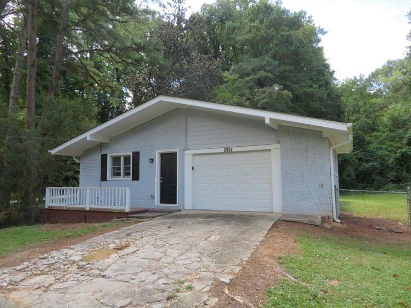 Image for property 2585 Westchester Drive, Atlanta, GA 30344