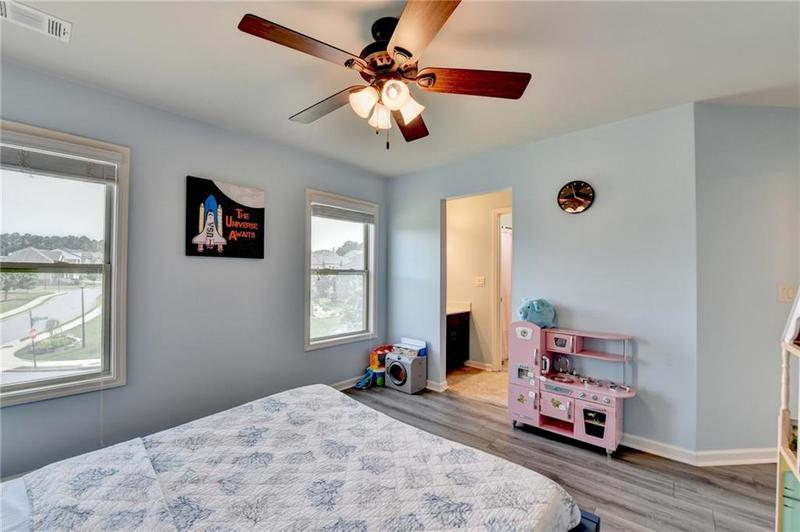 Image for property 7470 OLDBURY Place, Cumming, GA 30040