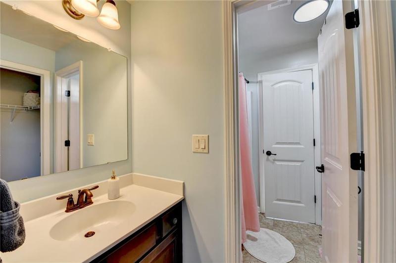Image for property 7470 OLDBURY Place, Cumming, GA 30040