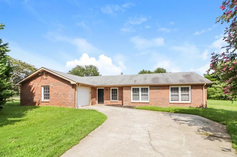 Image for property 20 Oak Wood Lane, Covington, GA 30016