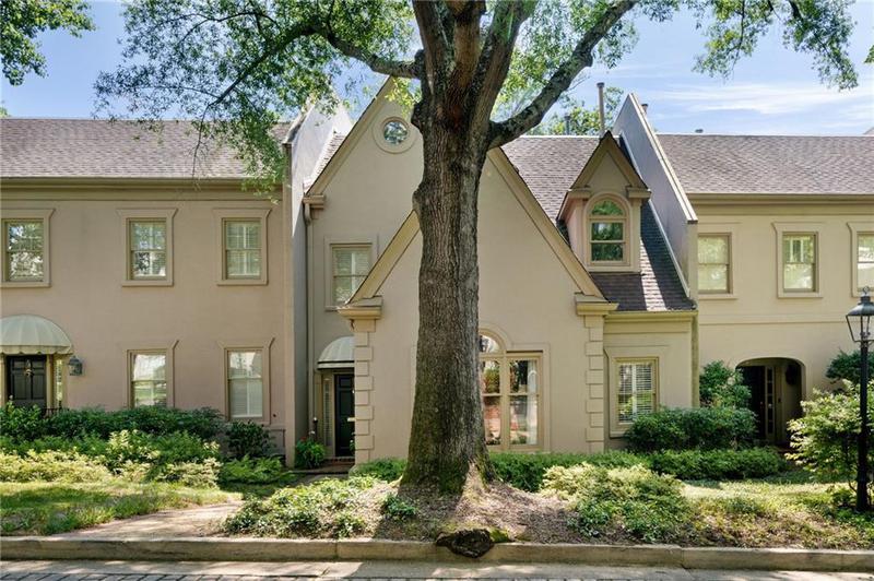 Image for property 2525 Peachtree Road 25, Atlanta, GA 30305