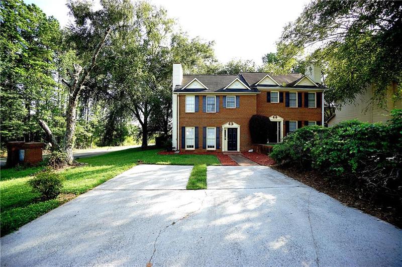 Image for property 736 Indian Lake Drive, Lilburn, GA 30047