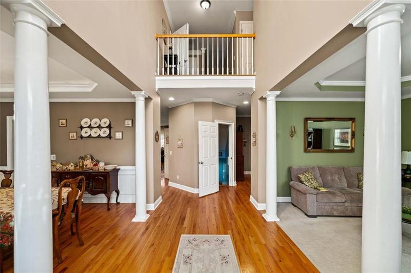 Image for property 424 LAKE POINT Trace, Canton, GA 30114