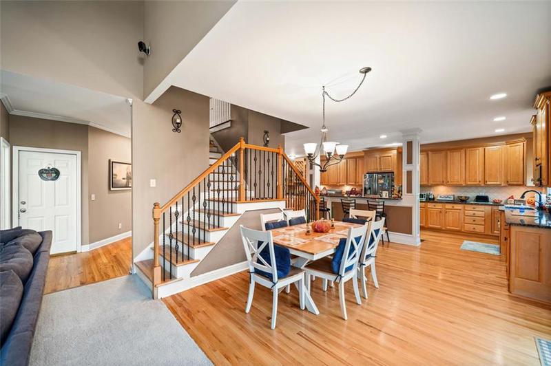 Image for property 424 LAKE POINT Trace, Canton, GA 30114