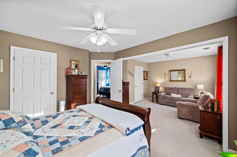 Image for property 424 LAKE POINT Trace, Canton, GA 30114