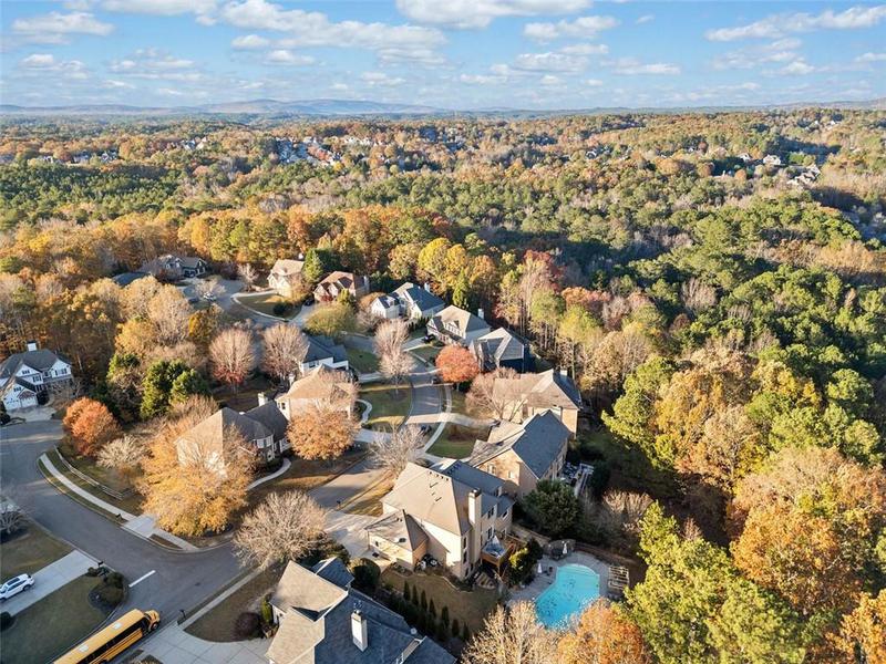 Image for property 424 LAKE POINT Trace, Canton, GA 30114