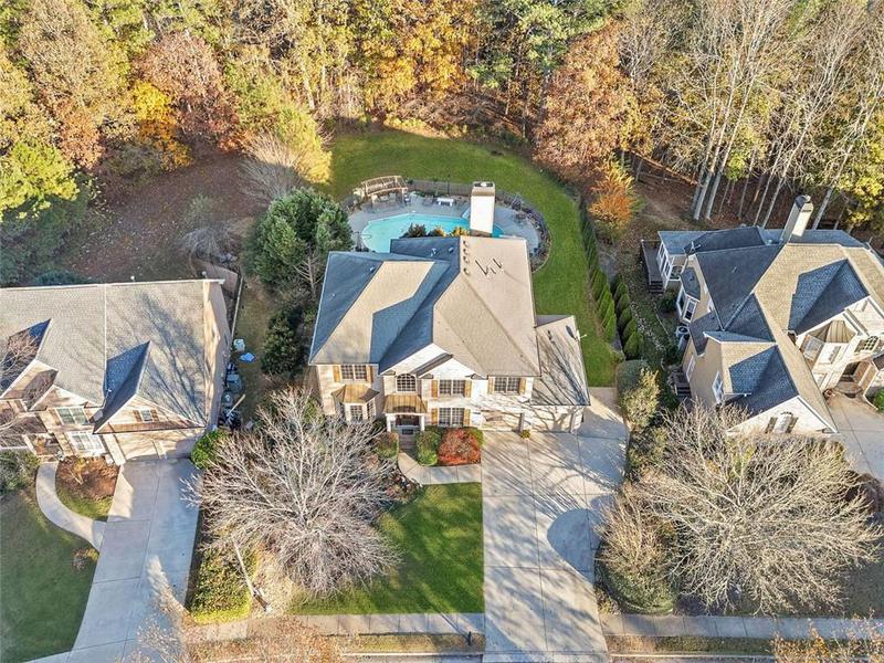 Image for property 424 LAKE POINT Trace, Canton, GA 30114