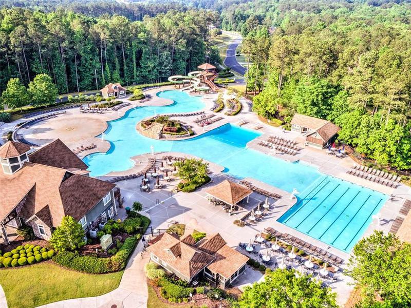 Image for property 424 LAKE POINT Trace, Canton, GA 30114