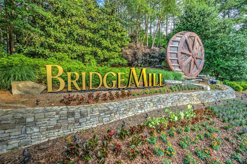 Image for property 424 LAKE POINT Trace, Canton, GA 30114