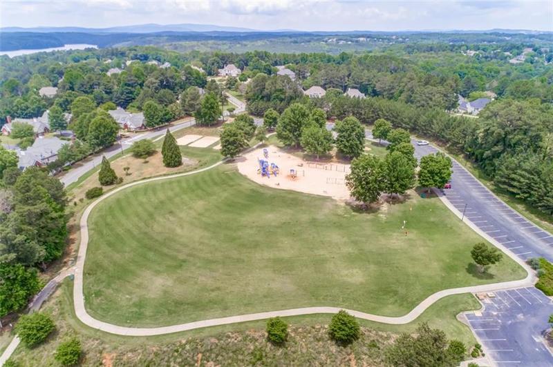 Image for property 424 LAKE POINT Trace, Canton, GA 30114