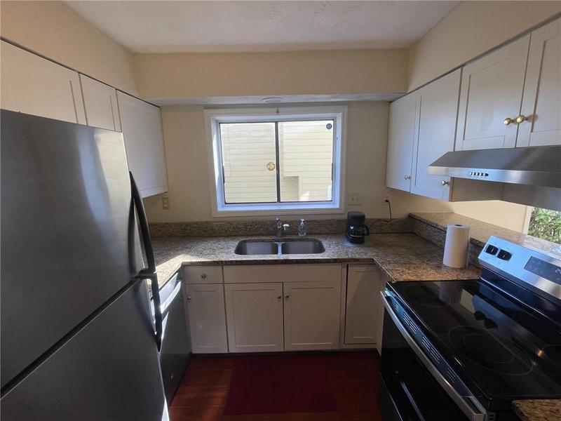 Image for property 104 Woodhaven Way, Alpharetta, GA 30009