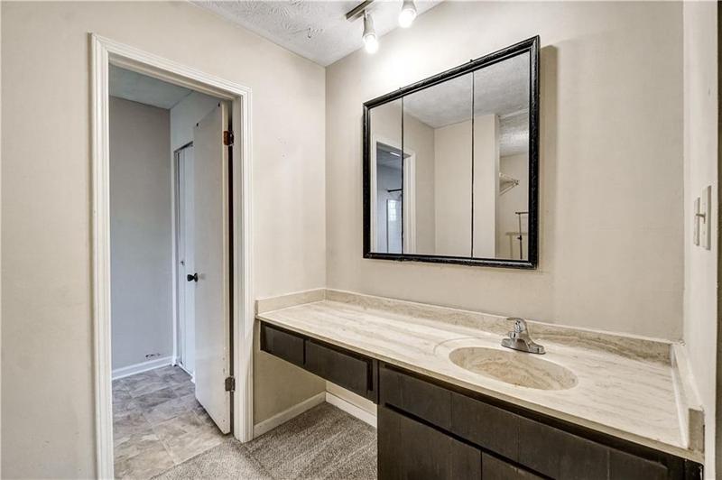 Image for property 104 Woodhaven Way, Alpharetta, GA 30009