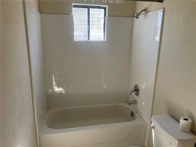 Image for property 104 Woodhaven Way, Alpharetta, GA 30009