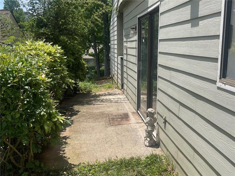 Image for property 104 Woodhaven Way, Alpharetta, GA 30009