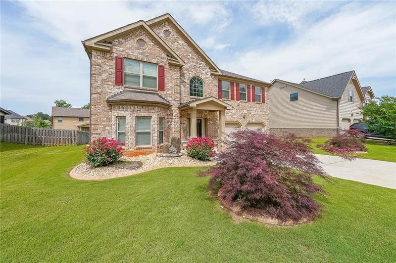 Image for property 8097 White Oak Loop, Lithonia, GA 30038