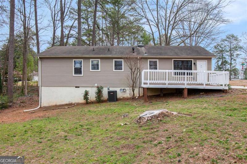 Image for property 5700 Tracy Drive, Mableton, GA 30126