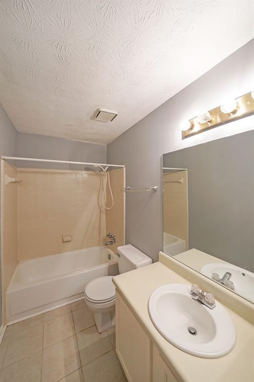 Image for property 1302 GLENLEAF Drive, Peachtree Corners, GA 30092