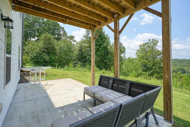 Image for property 37 Ridgeline Way, Cartersville, GA 30121